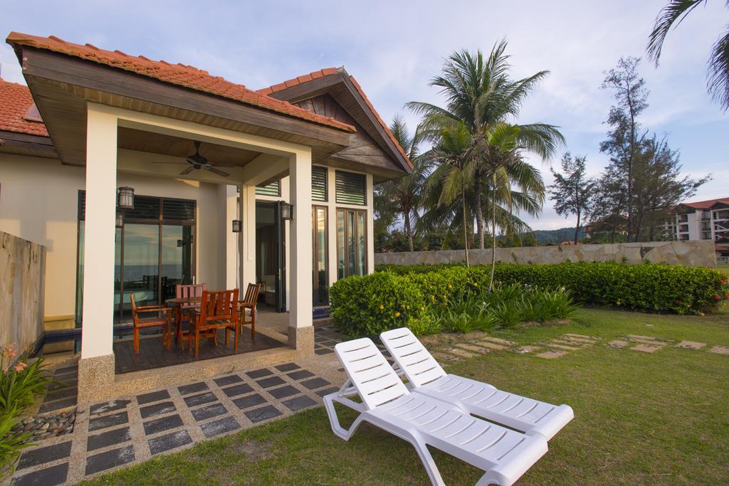 Sabah Beach Villas & Suites Kota Kinabalu Exterior photo